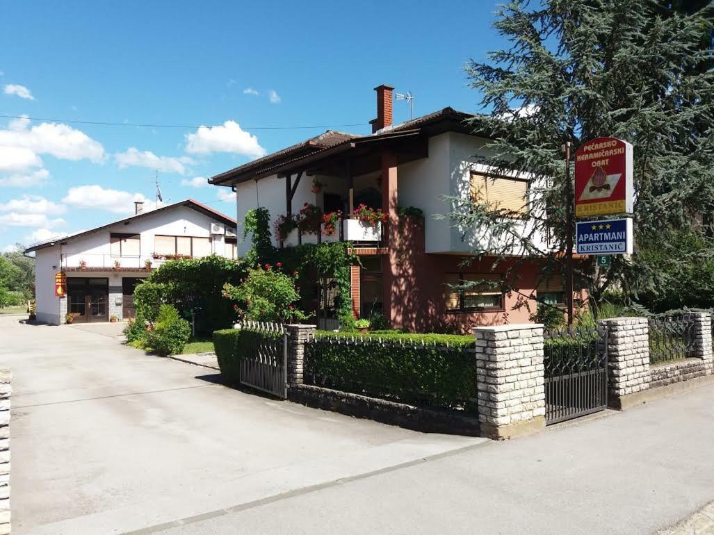 Apartmani Kristanic Karlovac Exterior photo